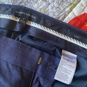Women Dress up Banana Republic Pants size 4 - Marino Blue